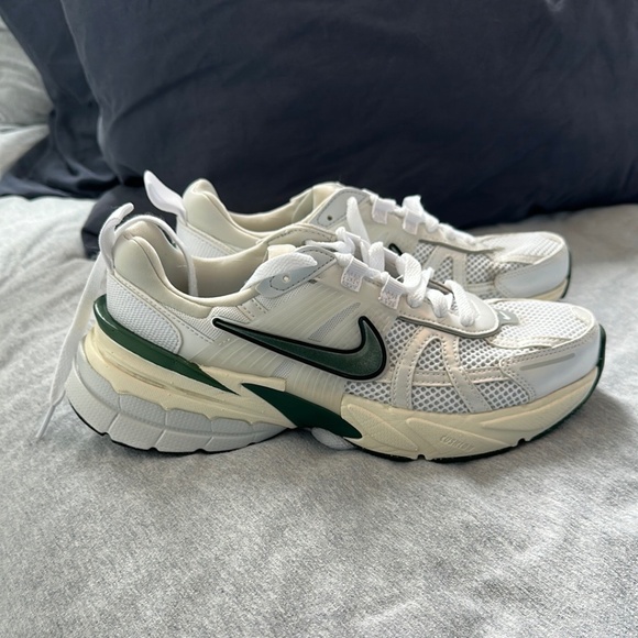 Nike Shoes - Nike V2K Run Shoes - Fir/Green - Women's Size 8